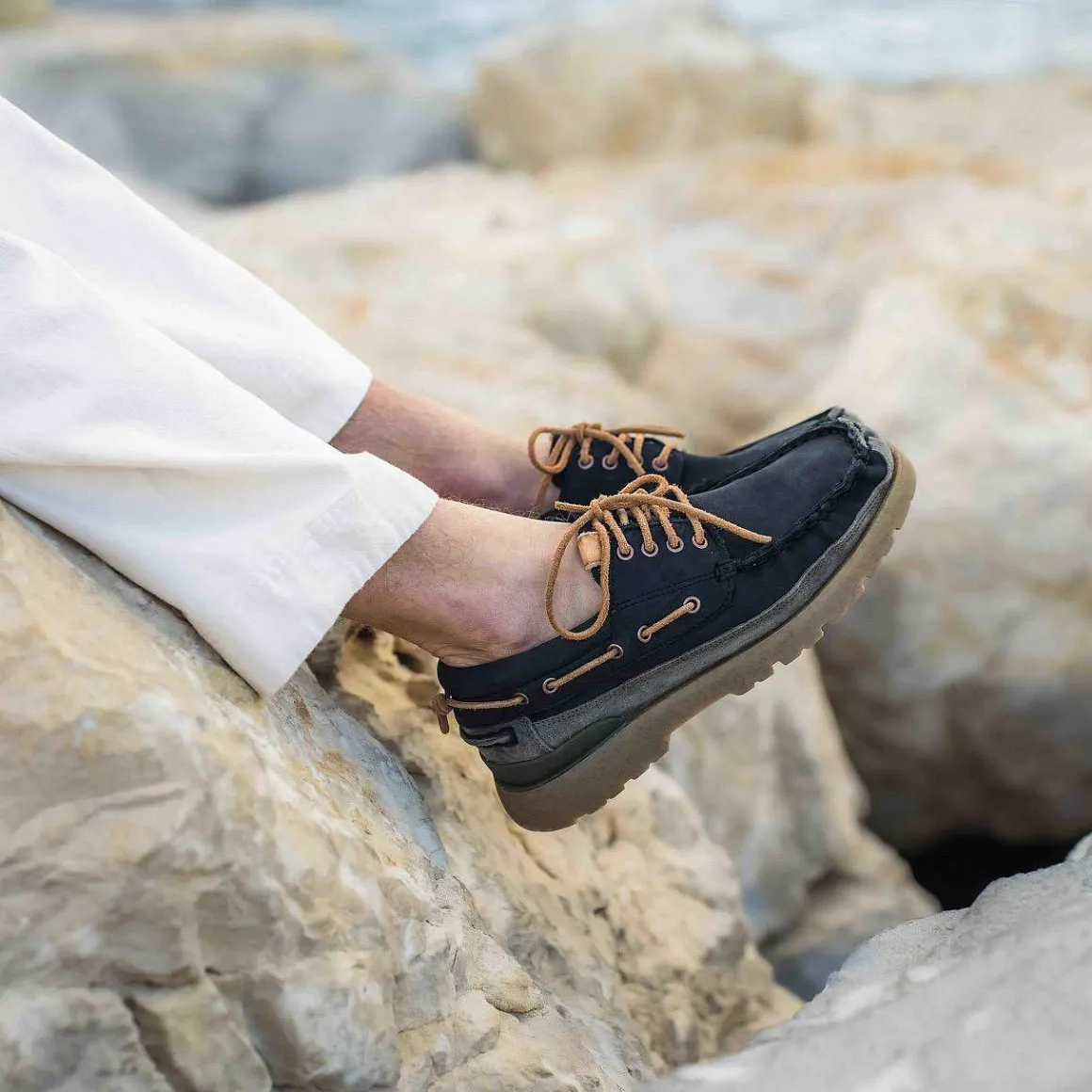 Earth Premium | Black